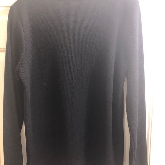 Carole E Hochman sweater was very expensive . - Picture 4 of 4